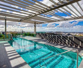 Quattro On Astor Apartments - Events Australia 1