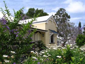Aynsley Bed And Breakfast - Accommodation Europe 0