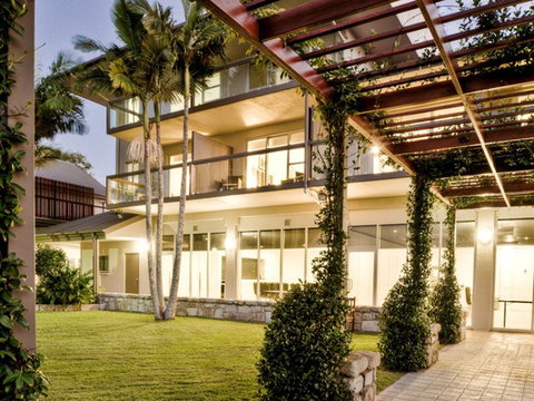 Mercure Clear Mountain Lodge Spa And Vineyard - Events Australia 1