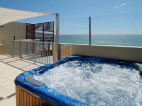 On The Beach Resort Bribie Island - Tourism Bookings 1