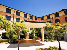 Travelodge Hotel Garden City Brisbane - Tourism Bookings 0