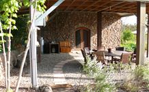 Tyrra Cottage Bed And Breakfast - Events Australia 3