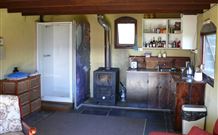 Tyrra Cottage Bed And Breakfast - Events Australia 6