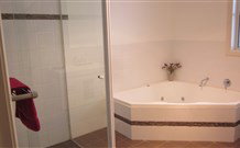 Sea Eagle Manor 605 - Events Australia 5