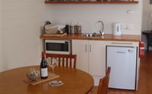 The Old Hall Bed And Breakfast - Events Australia 3