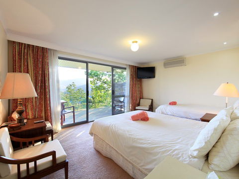 Queens Cottage - Events Australia 3