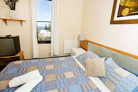 Albany YHA - Events Australia 5