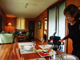 Whispering Valley Cottage Retreat - Events Australia 3