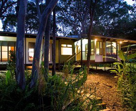 Eumarella Shores Noosa Lake Retreat - Events Australia 3