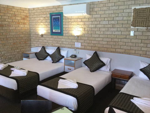 BEST WESTERN Kennedy Drive Motel - Events Australia 23