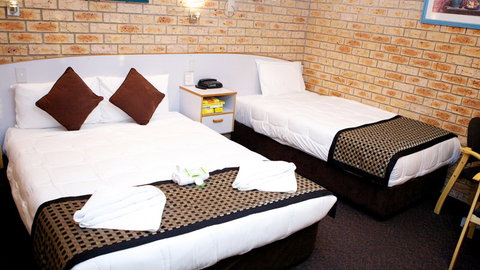 BEST WESTERN Kennedy Drive Motel - Events Australia 9