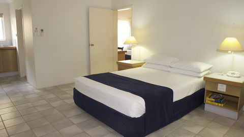 BEST WESTERN Lazy Lizard Motor Inn - Events Australia 0