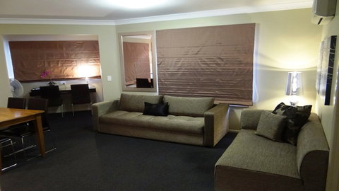 BEST WESTERN PLUS Ambassador On Ruthven Motor Inn - Events Australia 0