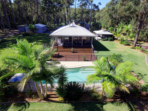 Pacific Palms Signature Properties - Events Australia 19