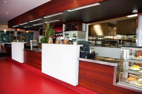 The Park Hotel Motel - Tourism Bookings 21
