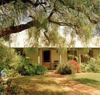 Rock of Ages Cottage Bed and Breakfast - Events Australia