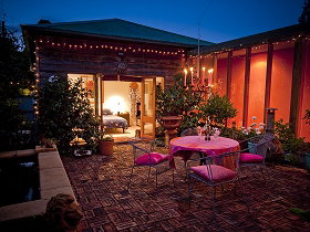 At Eleven, La Petite Maison - Accommodation Europe 0