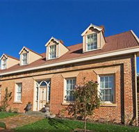 Racecourse Inn - The - Events Australia