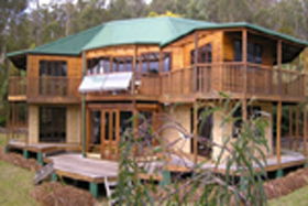 Niche - Southern Tasmanian Yoga Retreat Centre - Events Australia 0
