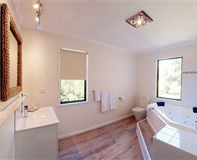 Parnella Kettering Accommodation - Events Australia 1