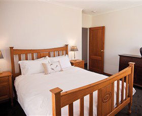 Parnella Kettering Accommodation - Events Australia 2