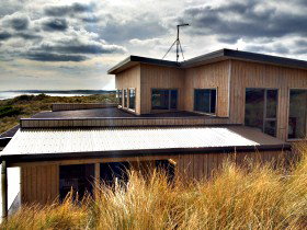 King Island Breaks - Turnstone Beach  House - Events Australia 0