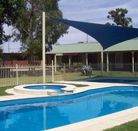 Carn Court Holiday Apartments - Events Australia