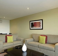 Dolphin Apartments - Accommodation Europe