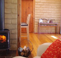 Lyrebird Cottages - Accommodation Europe