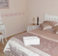 Eldorado Cottage on Main - Events Australia