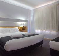 Blue Whale Motor Inn  Apartments - Events Australia