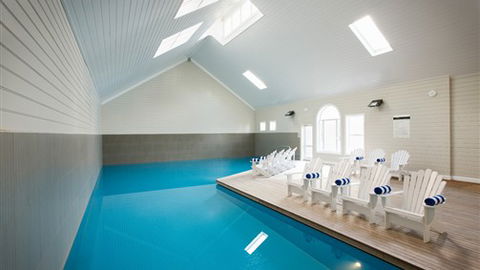 Quality Suites Deep Blue - Events Australia 1
