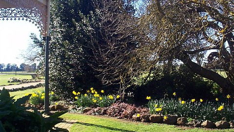 Abergeldie Bed & Breakfast - Events Australia 0