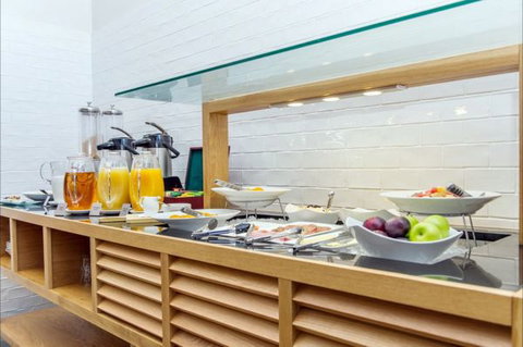 Alpha Canberra Hotel And Apartments - Tourism Bookings 6