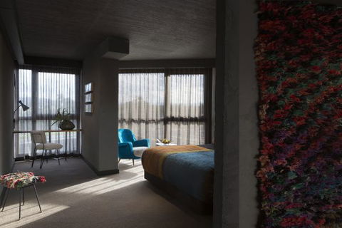 Hotel Hotel - Tourism Bookings 3