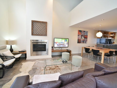 Oberdere Three - Events Australia 0