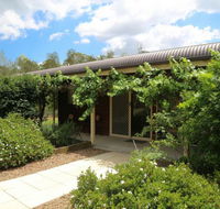 Misty Glen Cottage Hunter Valley - Tourism Bookings