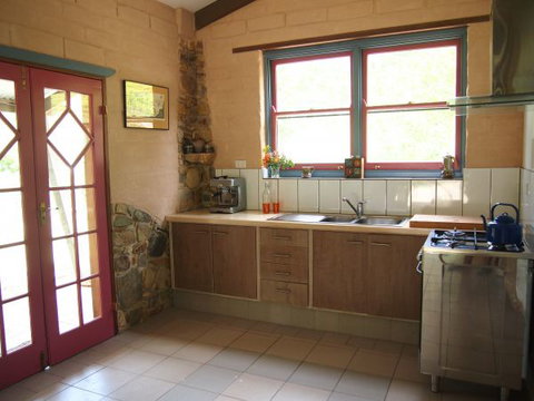 Mudbrick And Stone Hideaway Bellingen - Accommodation Europe 4