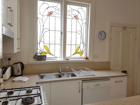 Newcastle Terraces And Apartments - Harbourside Apartment - Tourism Bookings 10