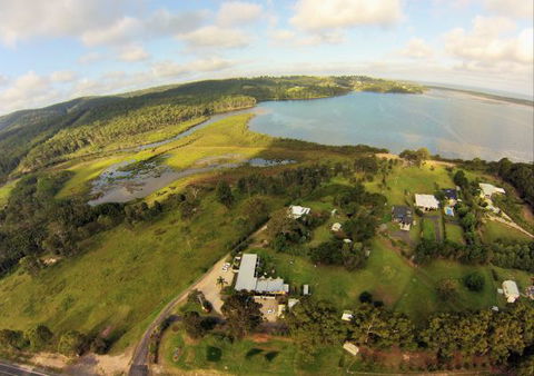 Top Of The Lake Holiday Units - Tourism Bookings 3