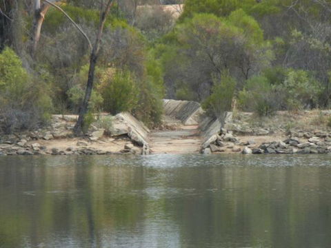 Wolfe Creek Crater Camp At Wolfe Creek Crater National Park - Events Australia 40