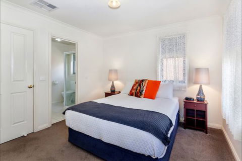 Phoenix House - Ballarat Townhouses - Events Australia 4