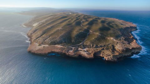 Wolfe Creek Crater Camp At Wolfe Creek Crater National Park - Events Australia 24
