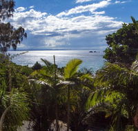 Wategos Beach Retreats - Tourism Bookings