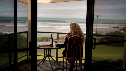 Norfolks - Tourism Bookings 10