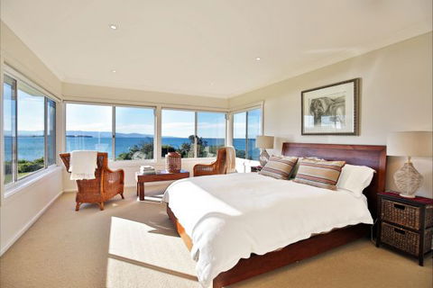 Escape At Culburra - Events Australia 1