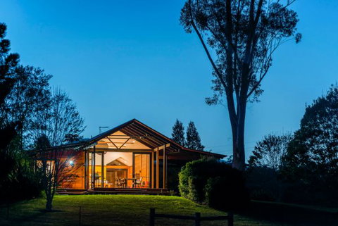 Promised Land Retreat - Accommodation Europe 2