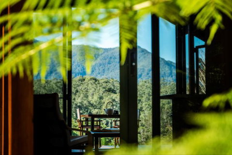 Promised Land Retreat - Accommodation Europe 3