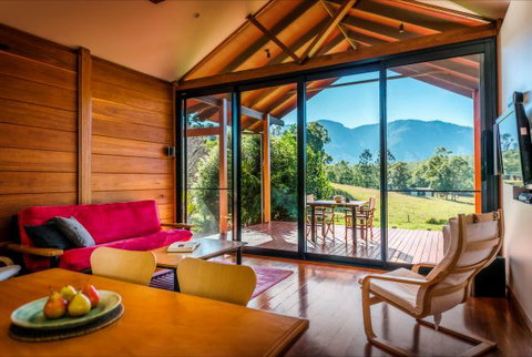 Promised Land Retreat - Accommodation Europe 5