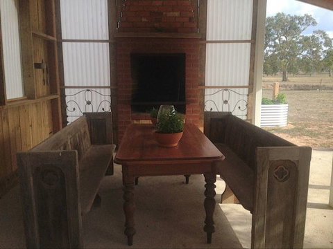 Overflow Cottages - Events Australia 3